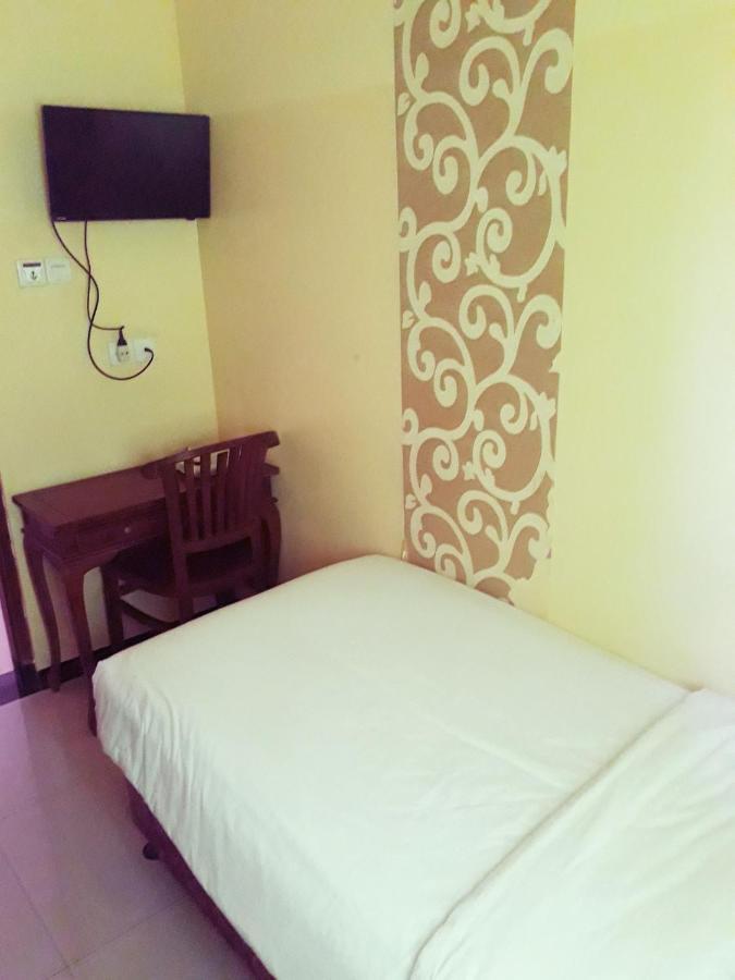 Hotel Pelangi Indah Semarang Ngoại thất bức ảnh