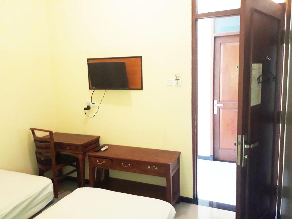 Hotel Pelangi Indah Semarang Ngoại thất bức ảnh