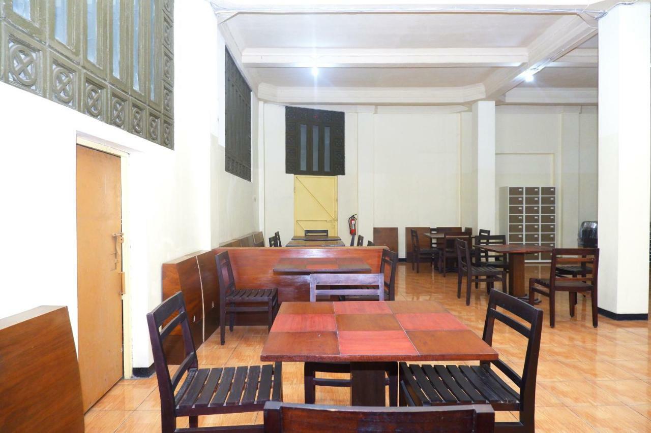 Hotel Pelangi Indah Semarang Ngoại thất bức ảnh