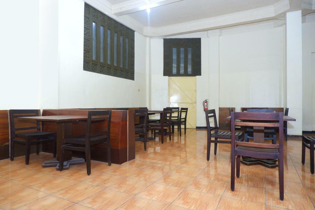 Hotel Pelangi Indah Semarang Ngoại thất bức ảnh