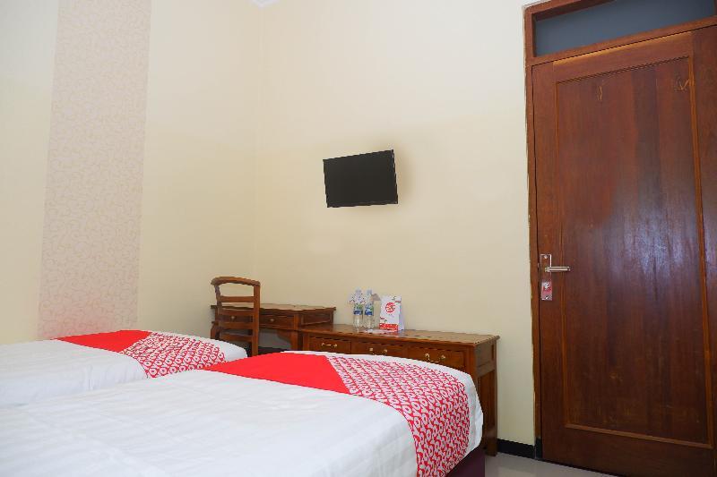 Hotel Pelangi Indah Semarang Ngoại thất bức ảnh